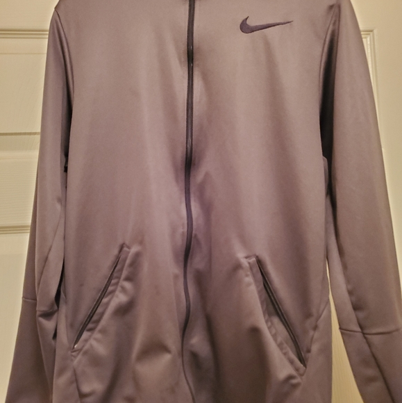Nike Training Jacket - Picture 5 of 6